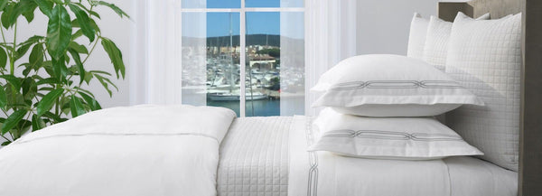 How to Buy Luxury Bedding Online - Elegant Strand