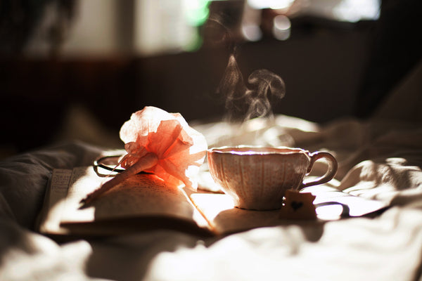 Top 10 Herbal Teas For A Good Night's Sleep - Elegant Strand