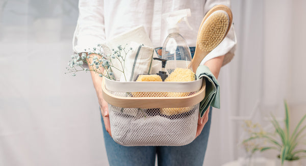 15 Spring Cleaning Tips & Tricks - Elegant Strand