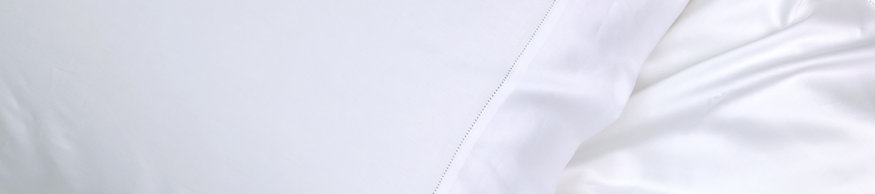 Sateen cotton sheets - smooth, with a lustrous sheen