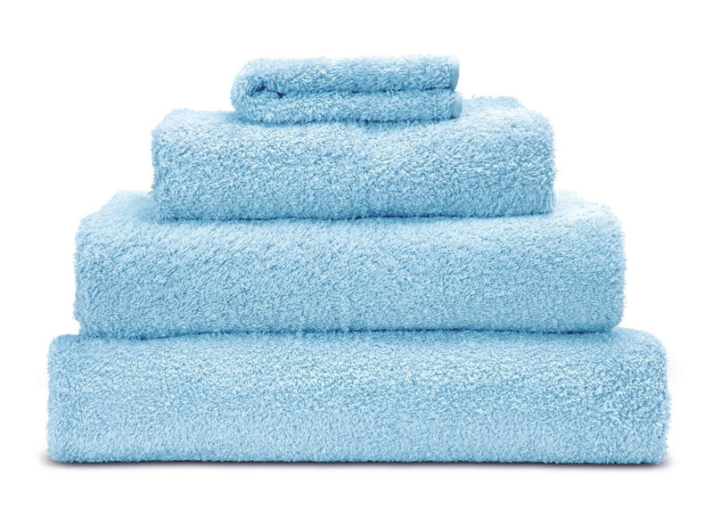 Riviera Towels - Elegant Strand